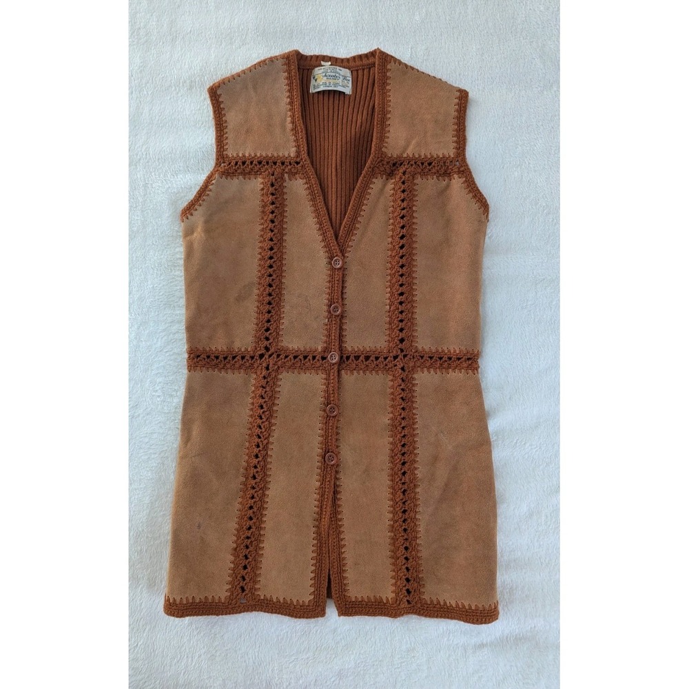 VTG Mixed Media Tan Vest Boho‎ Festival Stretch Ribbed Sweater & Suede Button Up